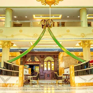 Отель Grand Excelsior Al Barsha Дубай