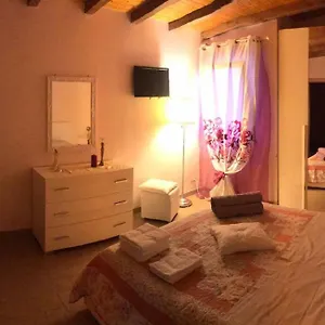 Casa Vacanze Terra Del Sole Appartamento Motta SantʼAnastasia